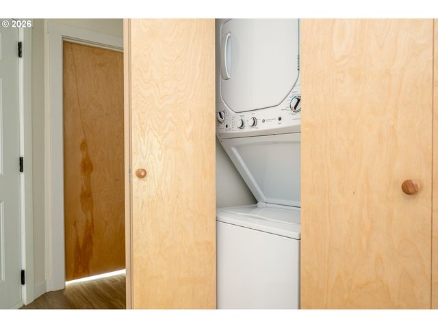 4684 Sw COMUS Pl 1-G, Portland, OR 97219