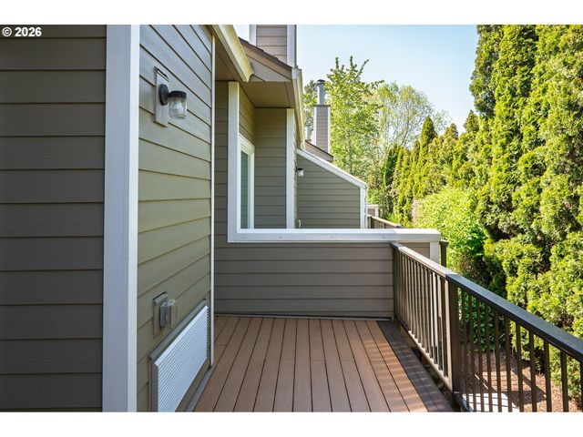4684 Sw COMUS Pl 1-G, Portland, OR 97219
