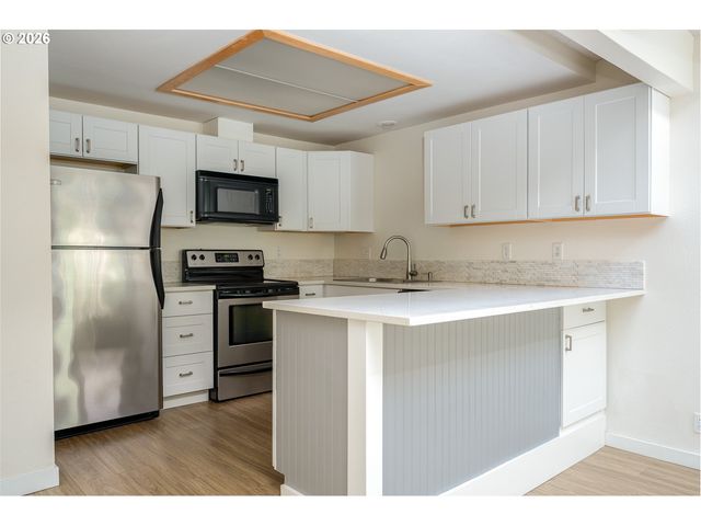 4684 Sw COMUS Pl 1-G, Portland, OR 97219