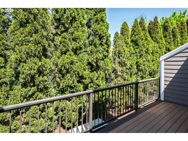 4684 Sw COMUS Pl 1-G, Portland, OR 97219