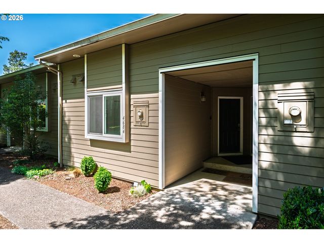 4684 Sw COMUS Pl 1-G, Portland, OR 97219