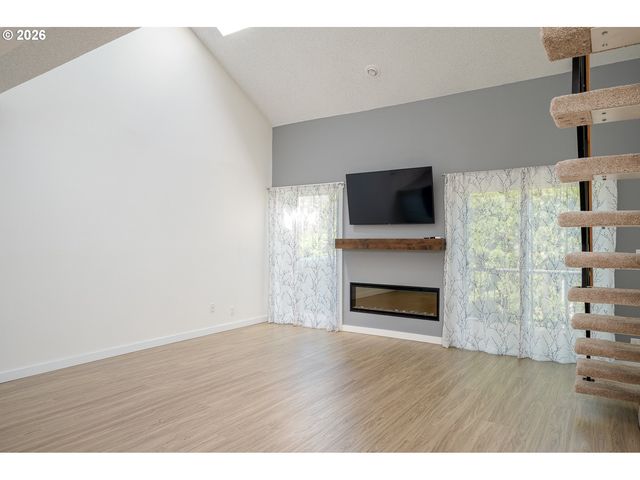 4684 Sw COMUS Pl 1-G, Portland, OR 97219