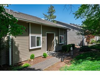 4684 Sw COMUS Pl 1-G, Portland, OR 97219
