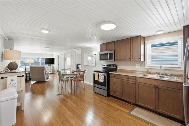 7263 MOUNT ESSEX DRIVE NE 509, St Petersburg, FL 33702