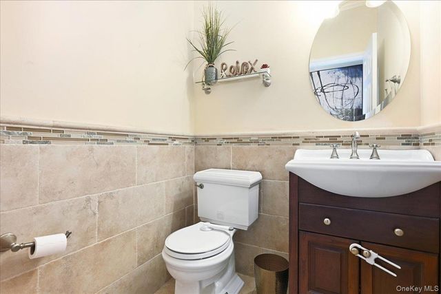 151 Monroe Street, Massapequa Park, NY 11762
