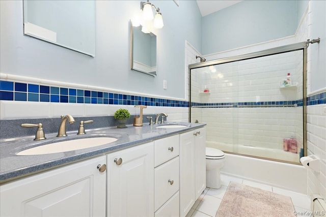 151 Monroe Street, Massapequa Park, NY 11762