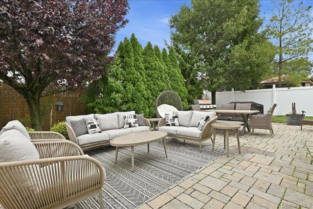151 Monroe Street, Massapequa Park, NY 11762