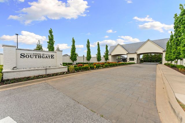 4815 Southgate Estates Circle, Rogers, AR 72758