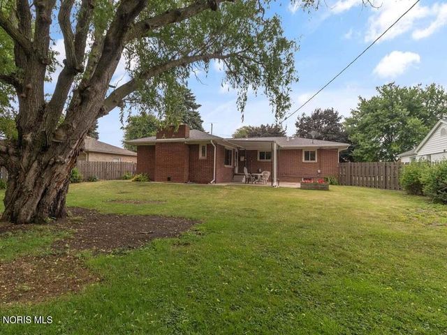 2917 Shoreland Avenue, Toledo, OH 43611