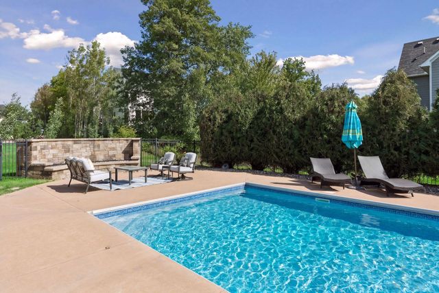 14271 Mckenna Road NW, Prior Lake, MN 55372