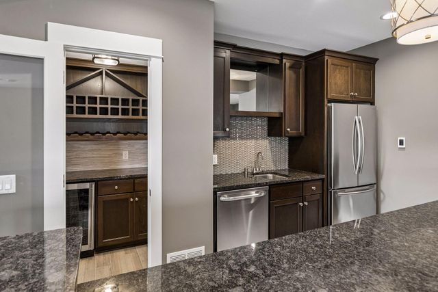 14271 Mckenna Road NW, Prior Lake, MN 55372