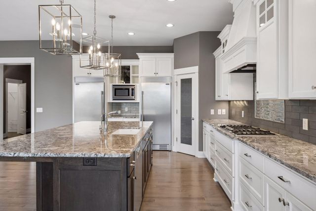14271 Mckenna Road NW, Prior Lake, MN 55372