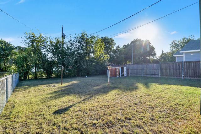 5417 Como Drive, Fort Worth, TX 76107