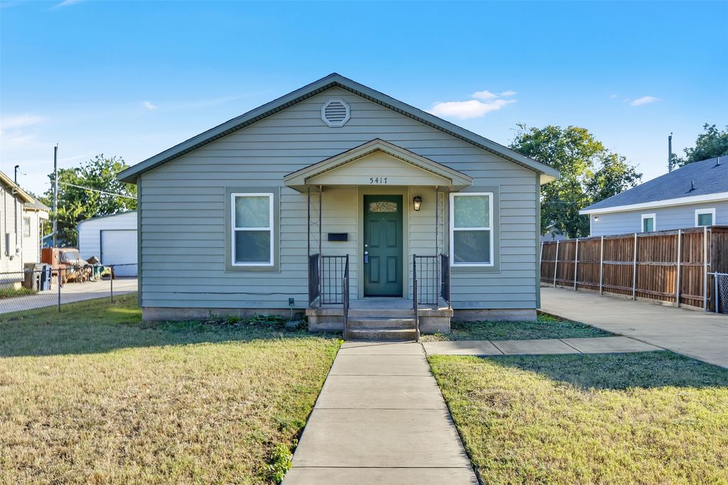 5417 Como Drive, Fort Worth, TX 76107