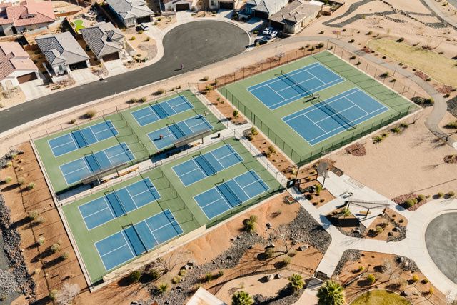 186 W PERIDOT DR, Washington, UT 84780