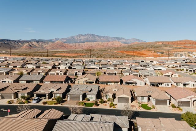 186 W PERIDOT DR, Washington, UT 84780