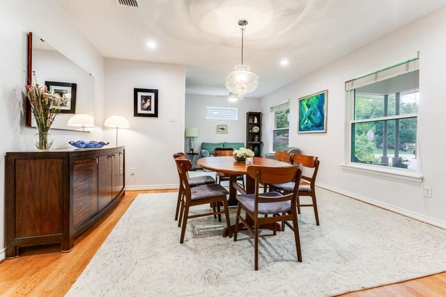 6221 Berryhill Street, Dallas, TX 75231