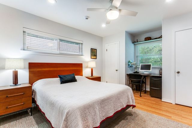 6221 Berryhill Street, Dallas, TX 75231
