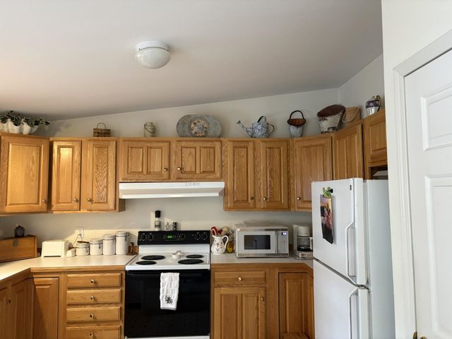 1 Harvey Brook Road, Wolfeboro, NH 03894