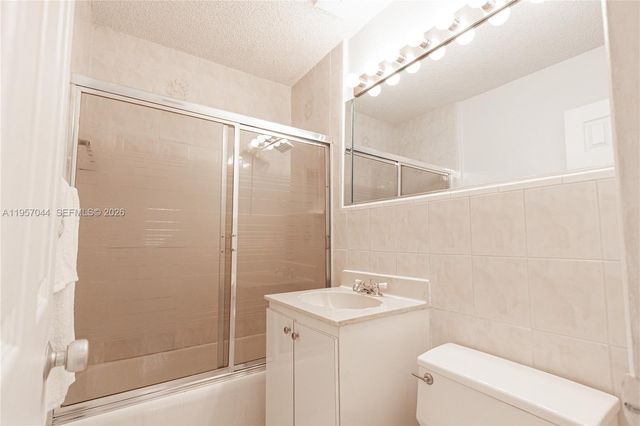 4420 SW 114th Ct, Miami, FL 33165