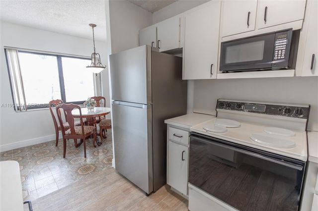 4420 SW 114th Ct, Miami, FL 33165