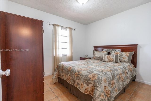 4420 SW 114th Ct, Miami, FL 33165