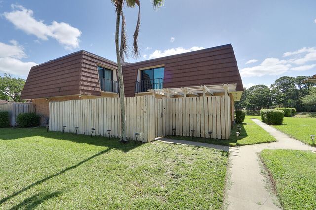 1614 16th Lane, Palm Beach Gardens, FL 33418