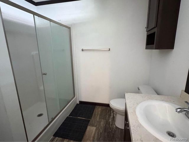 6421 Breezeway Drive, Brighton, MI 48114