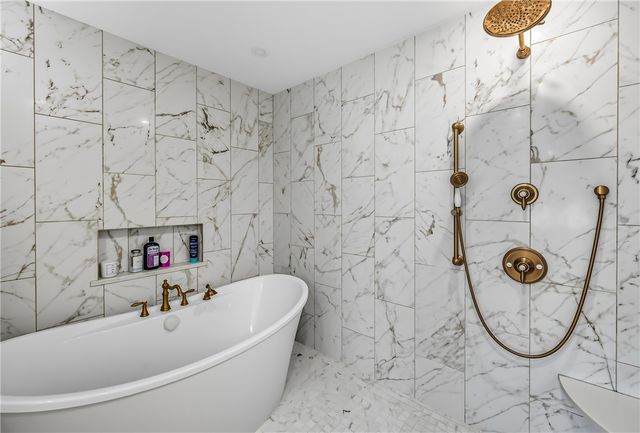 2489 Maria Lane, Hermitage, PA 16148