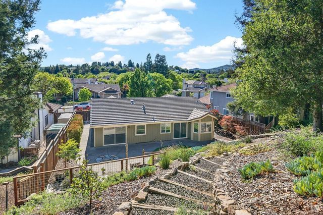 3336 Brittany Cir, Napa, CA 94558