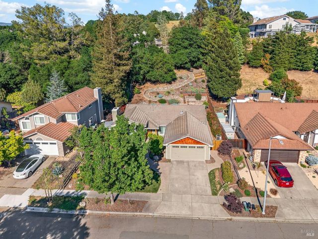 3336 Brittany Cir, Napa, CA 94558