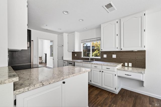 3336 Brittany Cir, Napa, CA 94558