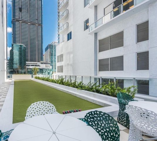 1010 Brickell Ave 3509, Miami, FL 33131