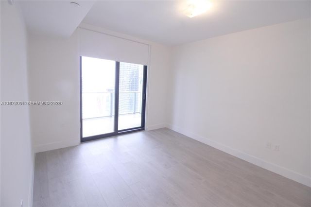 1010 Brickell Ave 3509, Miami, FL 33131