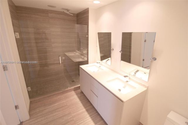 1010 Brickell Ave 3509, Miami, FL 33131