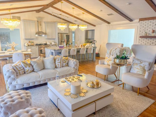 2426 GRESHAM DRIVE, Orlando, FL 32807