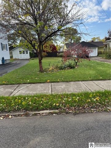 9 Willowbrook Avenue, Dunkirk, NY 14048