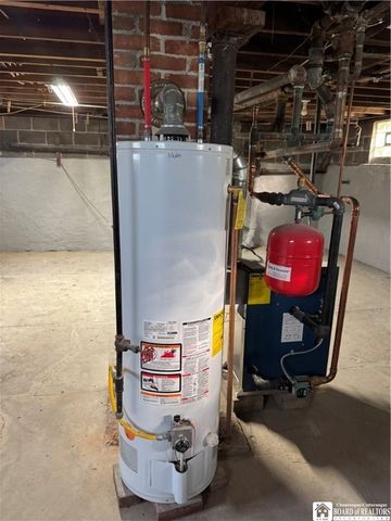 9 Willowbrook Avenue, Dunkirk, NY 14048