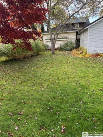 9 Willowbrook Avenue, Dunkirk, NY 14048