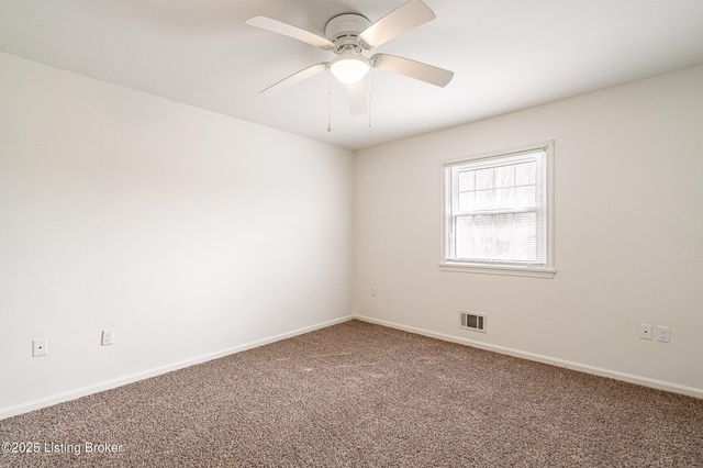 3801 Iron Horse Way, Louisville, KY 40272