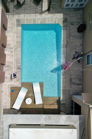 Calle MANTARRAYA, Dorado, PR 00646