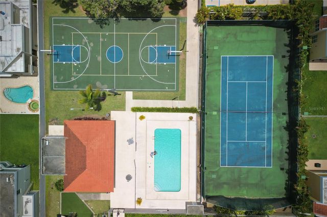 Calle MANTARRAYA, Dorado, PR 00646