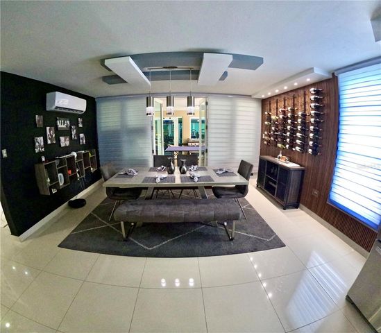 Calle MANTARRAYA, Dorado, PR 00646