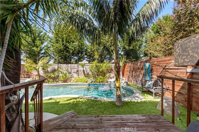 17327 Apel Lane, Huntington Beach, CA 92649