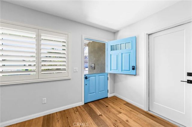 17327 Apel Lane, Huntington Beach, CA 92649