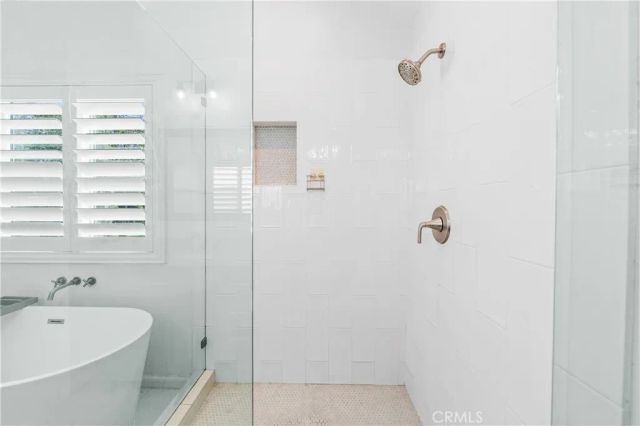 17327 Apel Lane, Huntington Beach, CA 92649