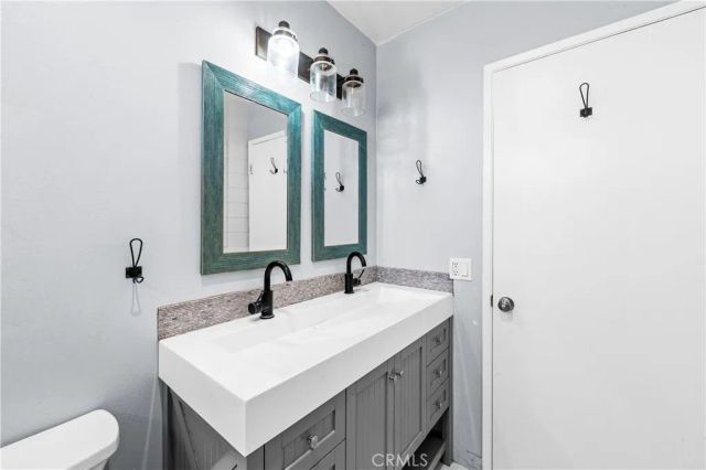 17327 Apel Lane, Huntington Beach, CA 92649