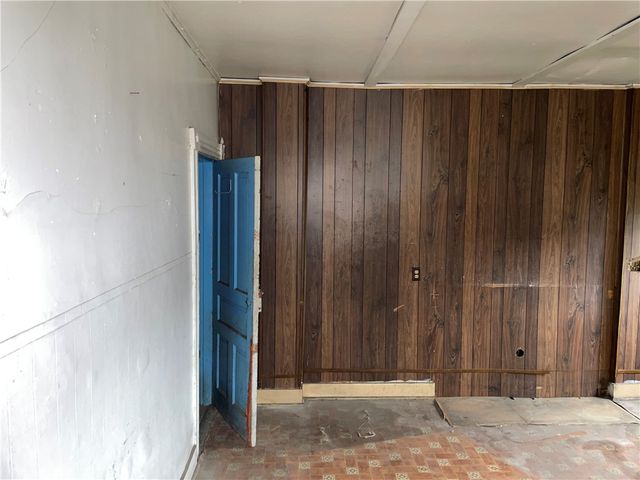 219 W 9th Ave, West Homestead, PA 15120