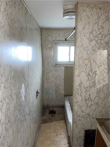 219 W 9th Ave, West Homestead, PA 15120