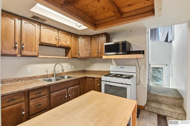 7103 S 43rd Street, Bellevue, NE 68147